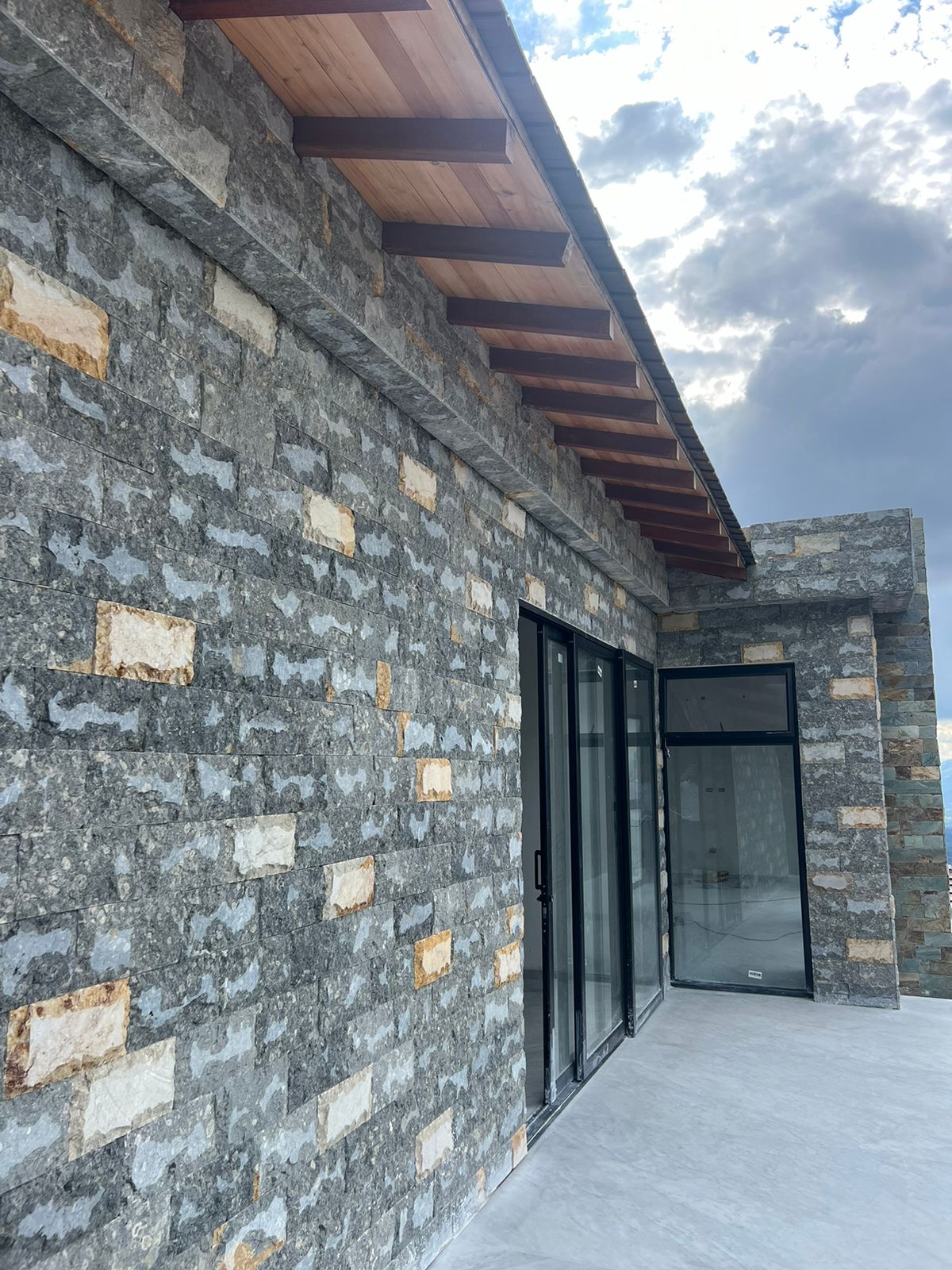 Marmol dark